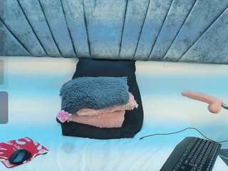 Lily-meghan nude on live sex chat