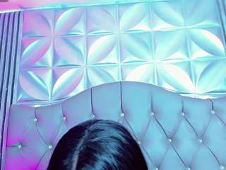 LuciaSex nude on live sex chat