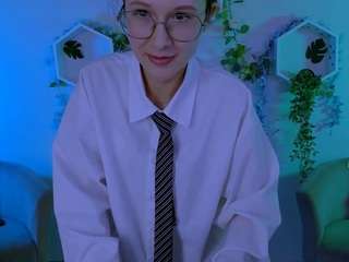 Mona-cloud nude on live sex chat