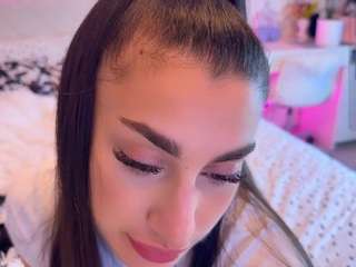 MyNaomi nude on live sex chat