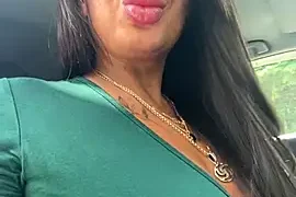 RuslanaXX naked strip on webcam for live sex chat