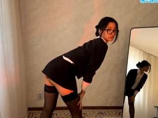 StephanieLaws nude on live sex chat