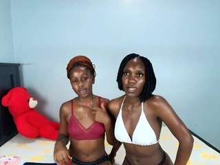 SweetBerryBuck nude on live sex chat