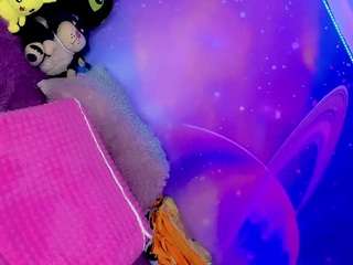 ThaliaGirl nude on live sex chat
