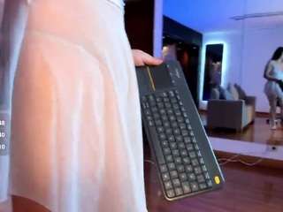Venus-Cooper nude on live sex chat