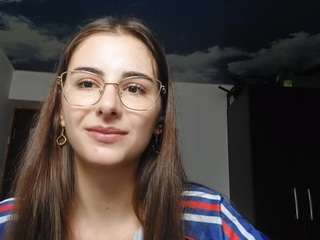 Violetta Battistini nude on live sex chat